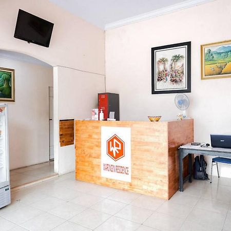 Waringin Residence Redpartner Medan Exteriér fotografie