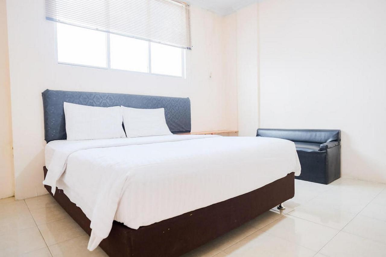 Waringin Residence Redpartner Medan Exteriér fotografie